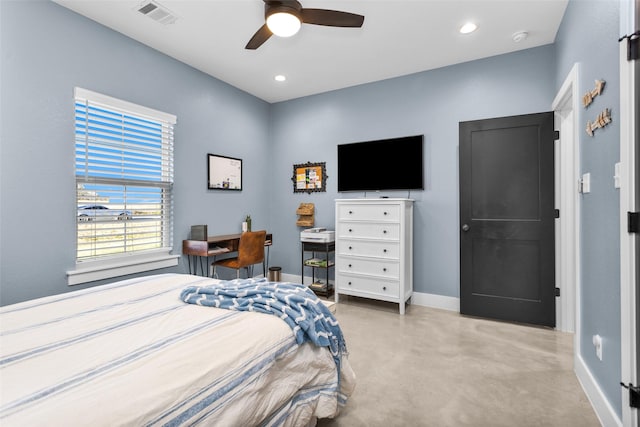 bedroom featuring ceiling fan