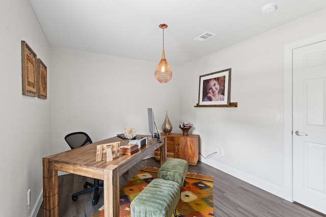 office area featuring dark hardwood / wood-style floors