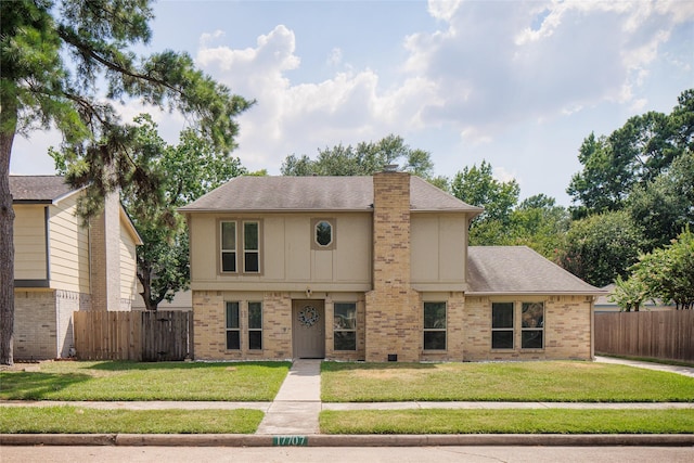 view of front of property with a front yard