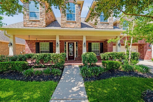 view of front of house featuring covered porch