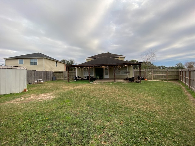 view of yard with a patio