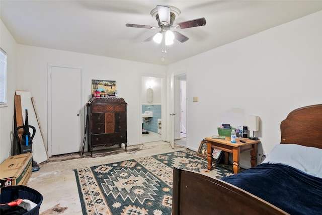 bedroom featuring ceiling fan