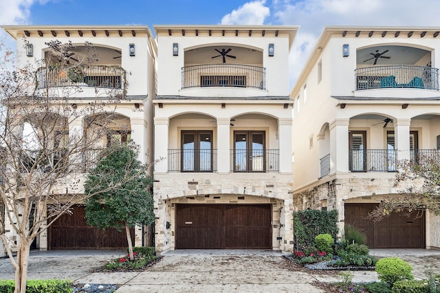 view of front of property featuring a garage