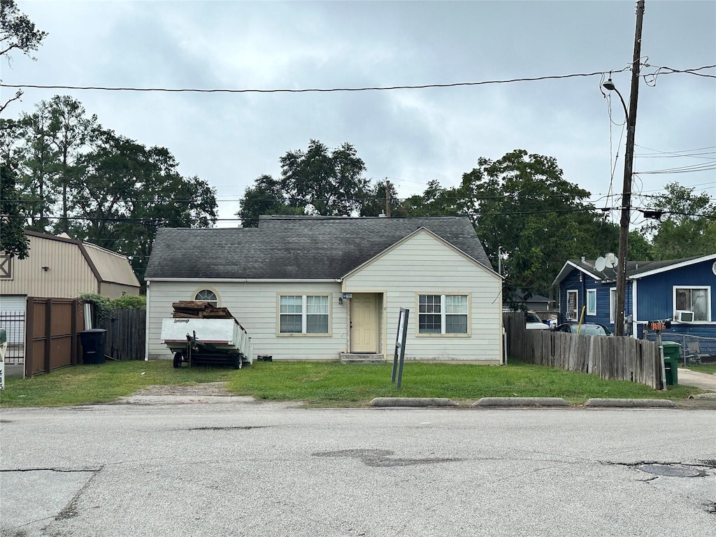 413 Sikes St, Houston, TX 77018 - photo 3