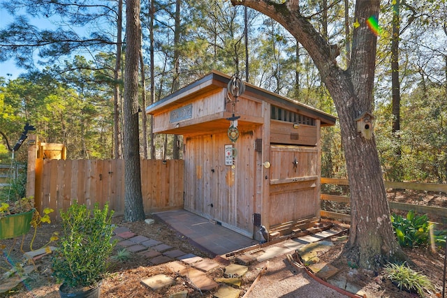 view of outbuilding