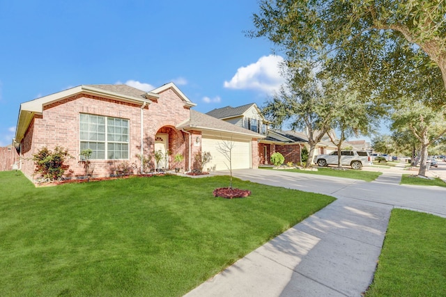 view of front facade featuring a garage and a front lawn