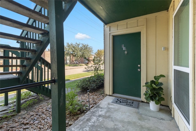 view of property entrance