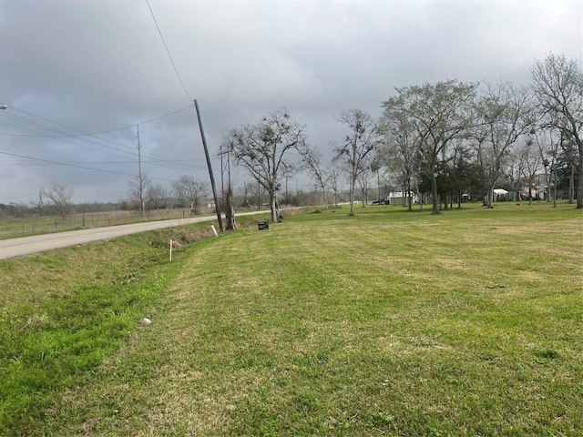 Listing photo 2 for TBD N 17th St, West Columbia TX 77486