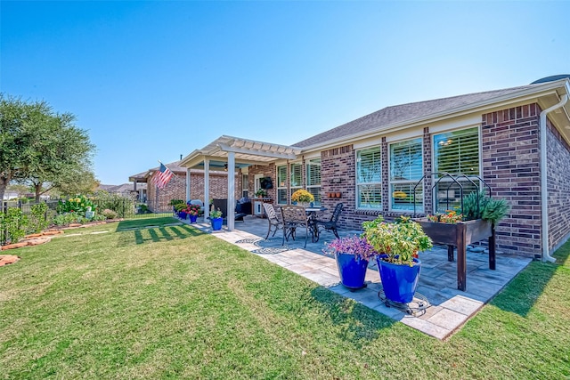 view of yard featuring a pergola and a patio area