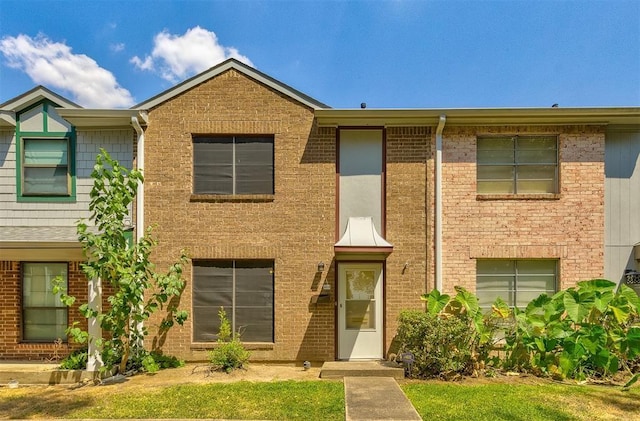 view of townhome / multi-family property