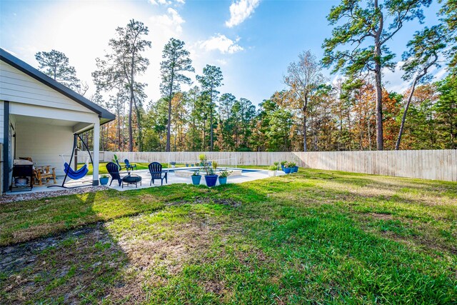 view of yard with a patio area