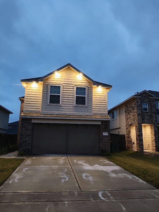 view of front facade with a garage