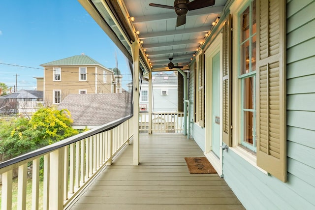 balcony featuring ceiling fan