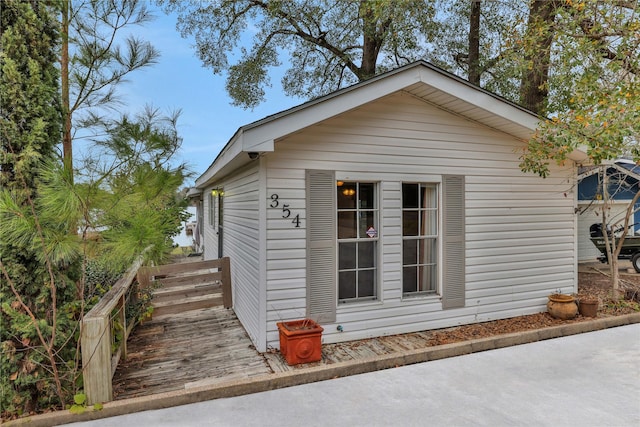 view of front of property