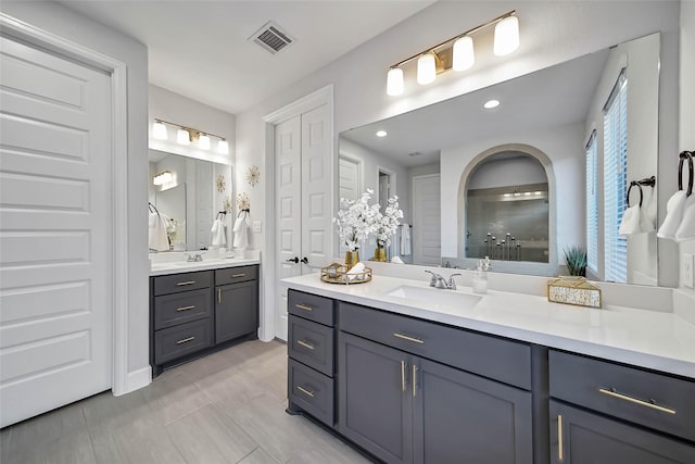 bathroom with vanity