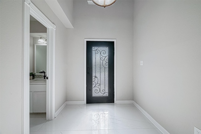 entrance foyer featuring sink