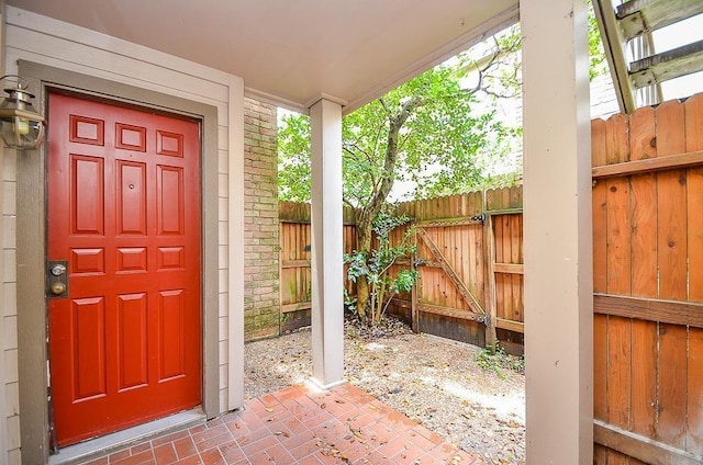 view of property entrance