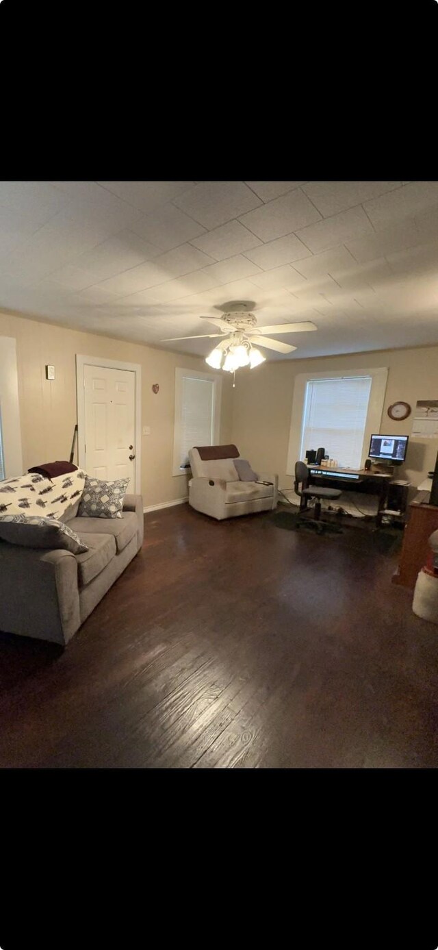 710 SE Milam Ave, Eagle Lake, TX 77434 - photo 6