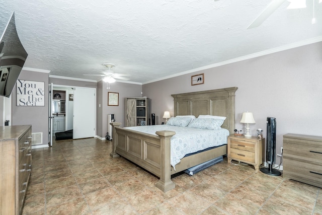 bedroom with crown molding, a textured ceiling, and ceiling fan