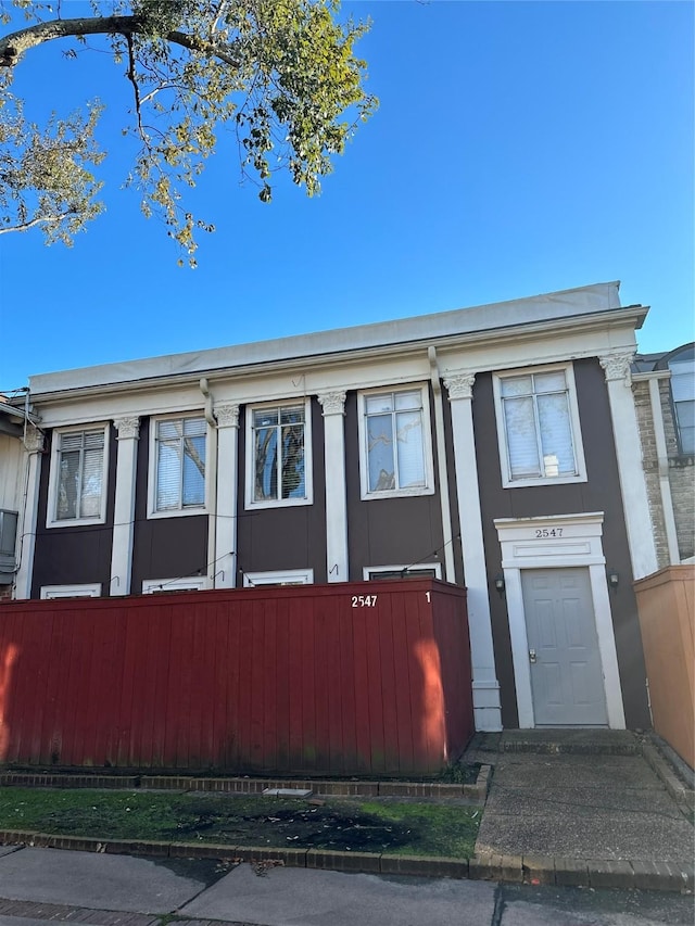 view of front of home