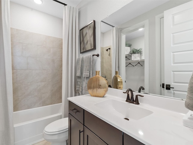 1412 River Point Dr, Friendswood, TX 77546 - bathroom featuring shower / bath combo with shower curtain, vanity, and toilet