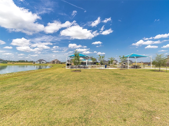 1412 River Point Dr, Friendswood, TX 77546 - view of grassy yard with a water view