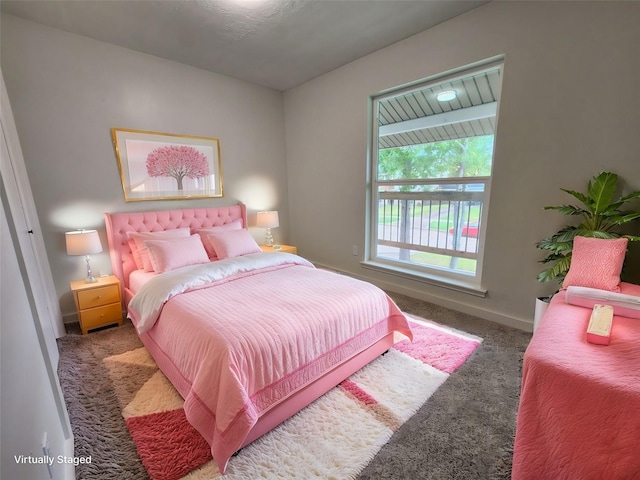 bedroom featuring carpet floors