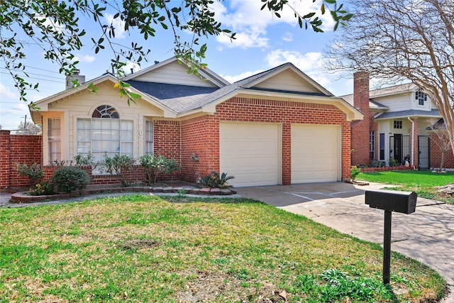 view of front facade featuring a garage and a front lawn