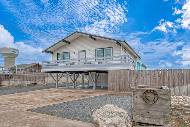 view of front of house with a carport