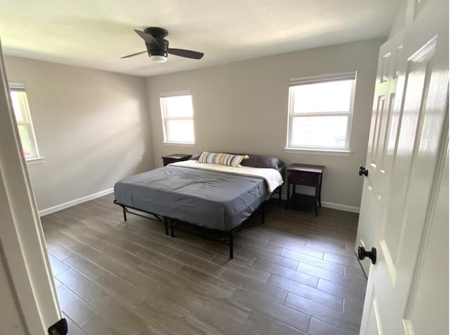 bedroom with ceiling fan