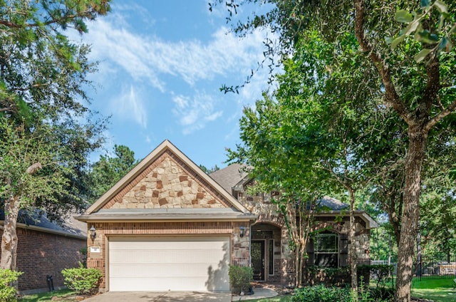 view of front facade with a garage