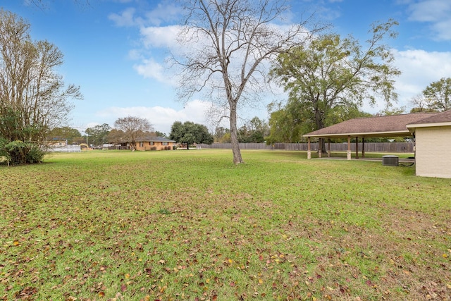 view of yard featuring fence