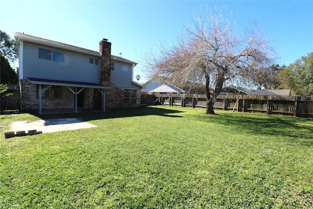 view of yard with a patio