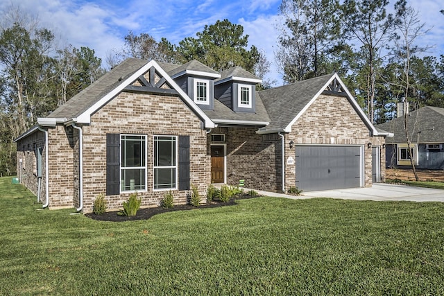 craftsman-style house with a garage and a front yard