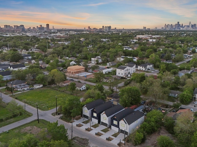 view of aerial view at dusk