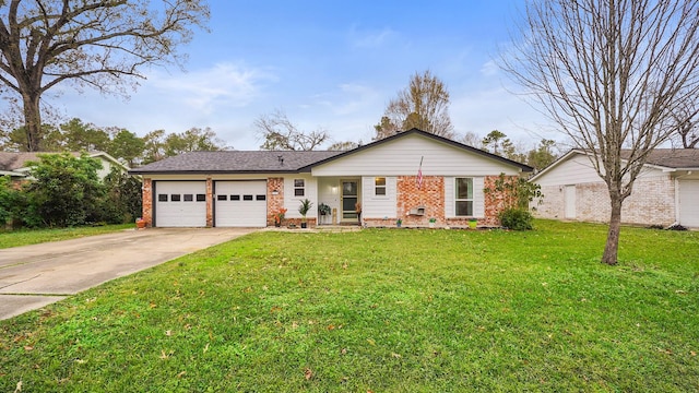 ranch-style house featuring a front lawn and a garage