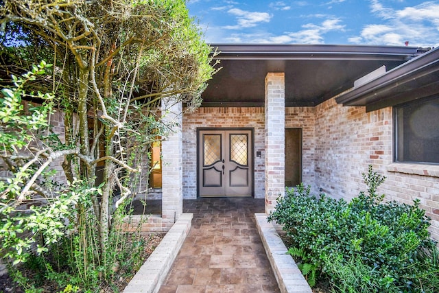 entrance to property with a porch