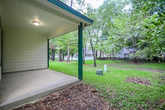 view of yard with a patio area