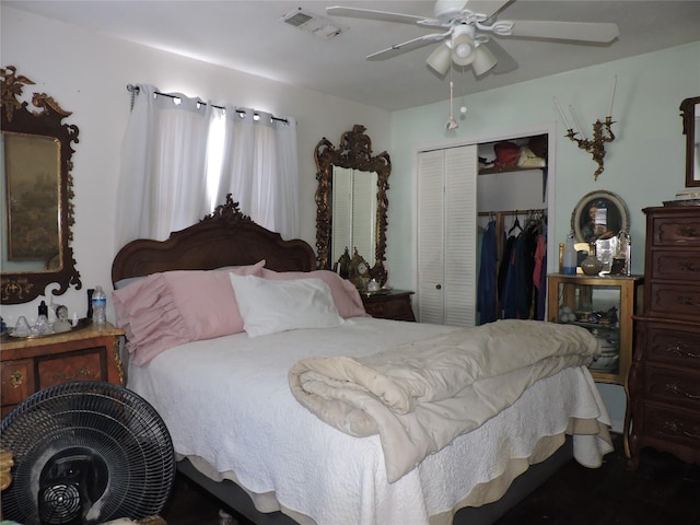 bedroom featuring ceiling fan