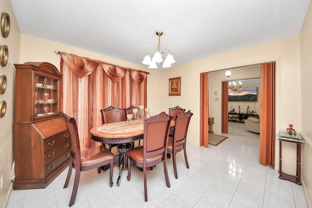 dining room featuring an inviting chandelier