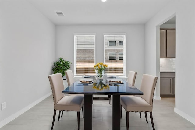 344 Spruce Oak Ln, Waller, TX 77484 - dining space featuring baseboards