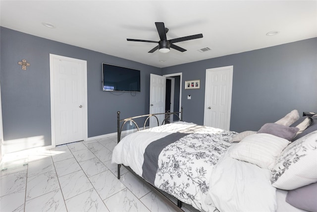 bedroom featuring ceiling fan