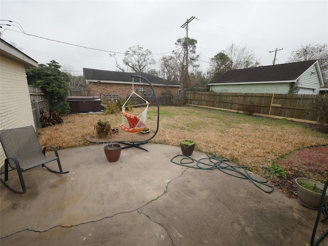 view of patio featuring a hot tub