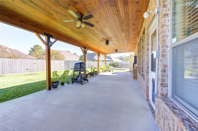 view of patio featuring grilling area and ceiling fan