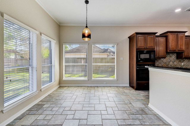 kitchen featuring black appliances, decorative light fixtures, tasteful backsplash, and ornamental molding