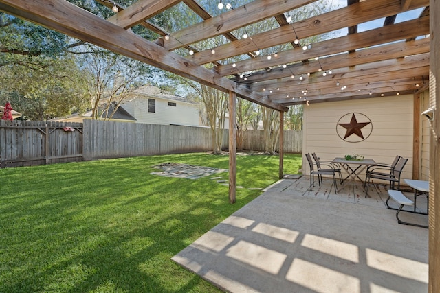 view of yard with a patio area and a pergola