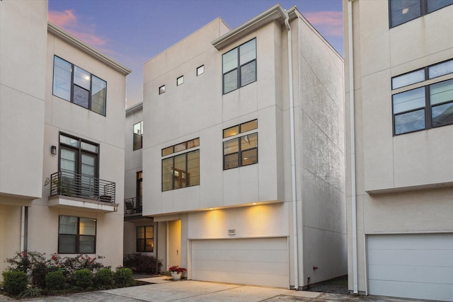 view of front of house with a garage