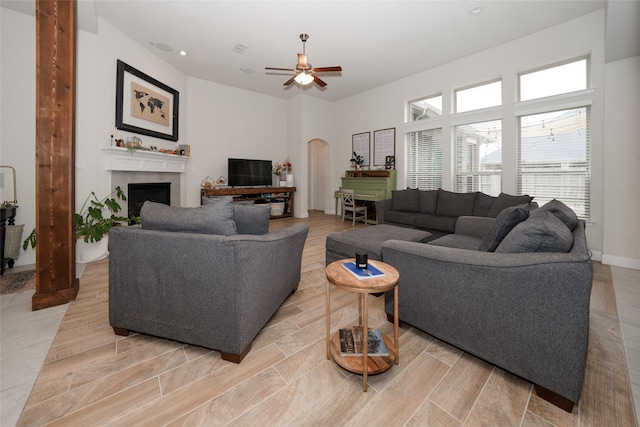 living room featuring ceiling fan