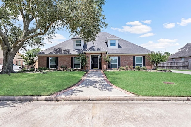 view of front of house with a front yard