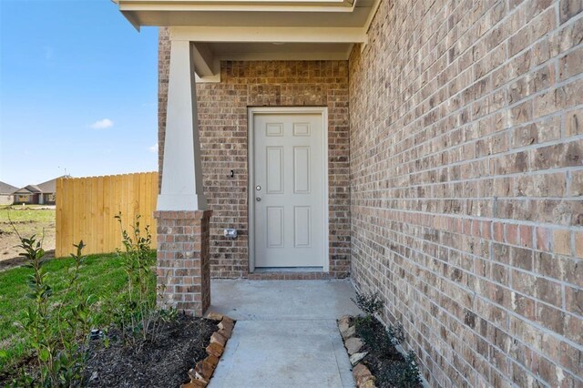 Listing photo 3 for 3235 Falling Brook Dr, Baytown TX 77521